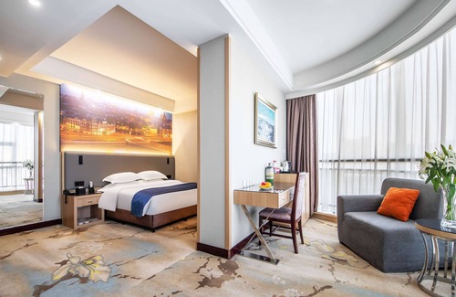 Lanshan District Hotel | Ramada Linyi North