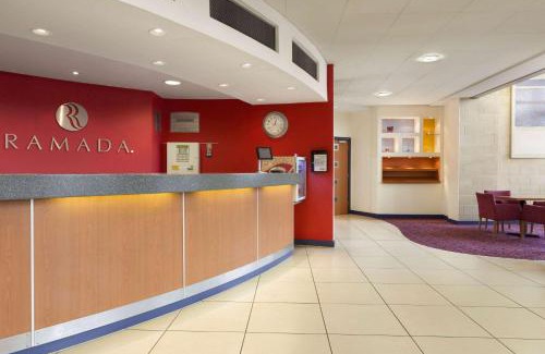 Whittington Hotel | Ramada London North