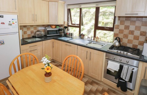 Ballaghnabehy Cottage | RAMBLER'S REST, pet friendly in Manorhamilton, County Leitrim