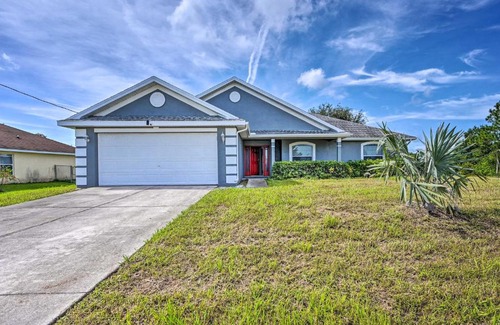 Lehigh Acres House | Ranch-Style Lehigh Acres House with Big Backyard!