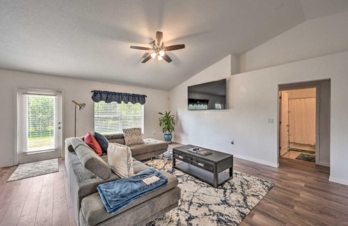 Lehigh Acres House | Ranch-Style Lehigh Acres House with Big Backyard!