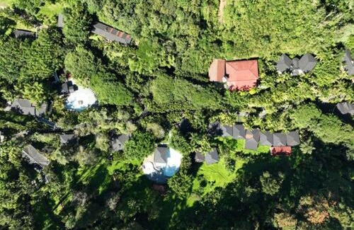 Orosi Hotel | Rancho Rio Perlas