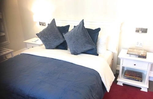 Downtown Johannesburg Hotel | Rand Club Suites