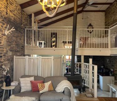 Talunga Bed & Breakfast | Randell's Mill - Adelaide Hills - Romantic Loft Stays