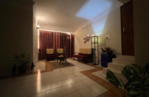 Sualkuchi House | Rang Niwas -1BHK with Air Conditioning