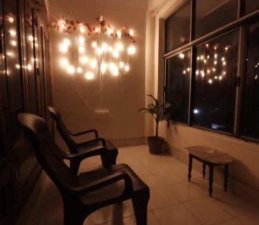 Sualkuchi House | Rang Niwas -1BHK with Air Conditioning