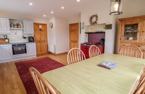 Donegal Cottage | Ranny Roe