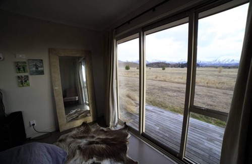 Ben Ohau House | Raspberry Hut, Huge Spaces & Panoramic Views