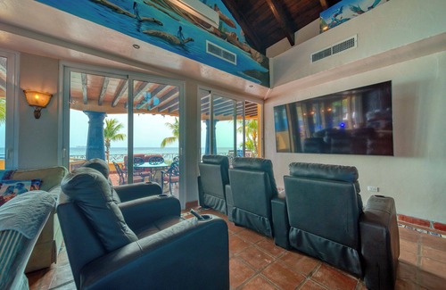 Antoneys Cay Cabin | Rat Pit Race Wing - 3 bedroom