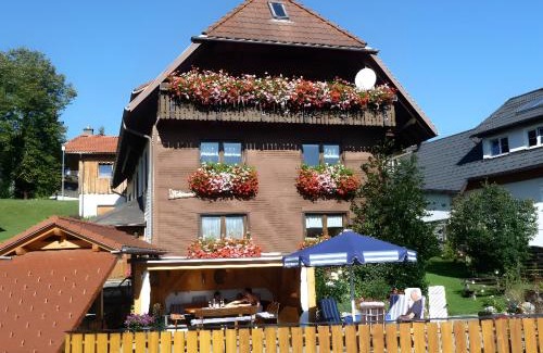 Waldau Apartment | Rathäusle