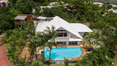 Le Centre House | Ravine Bleue