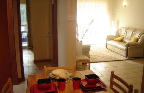 Flic-en-Flac Apartment | Rayons Vert Complex, Coastal Road, Flic en Flac