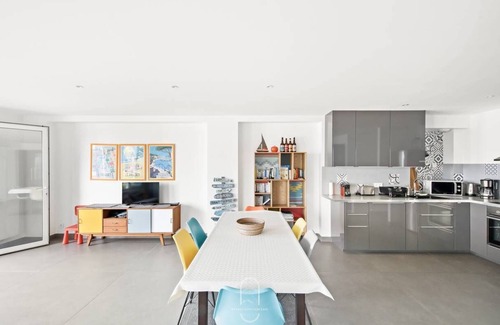 Le Pradet Apartment | RDJ Villa Antoine 3 étoiles Vue Mer La Garonne WiFi/PK