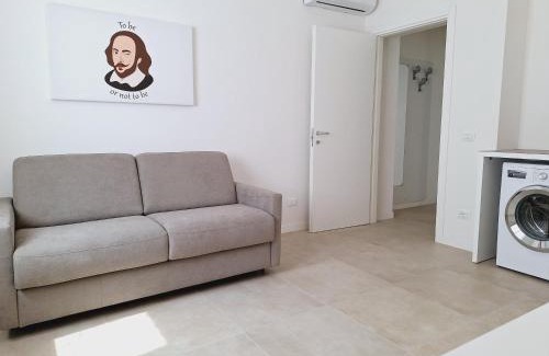 Sud-Ovest Apartment | Re Lear Expo