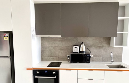 Carlton South Apartment | Readyset Apartments on Bouverie
