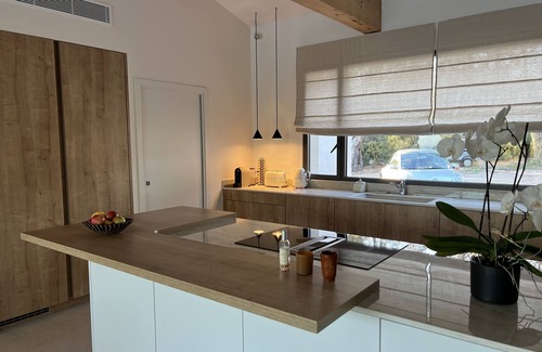 Ramatuelle Villa | Recent single-storey villa with sea view close to La Réserve hotel