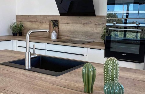 Corbara Villa | Recent single-storey villa with sea and mountain views 10 people heated pool