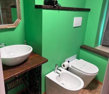 Bagnolo Piemonte Bed & Breakfast | Red 2