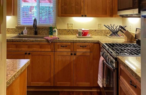 Wrightwood Cabin | Red Apple Cab`Inn, Pets OK, Fire Pit