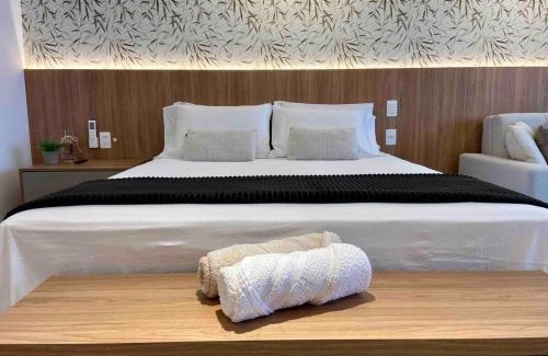 Barro Vermelho Apartment | Red Design by Mosaico Stays