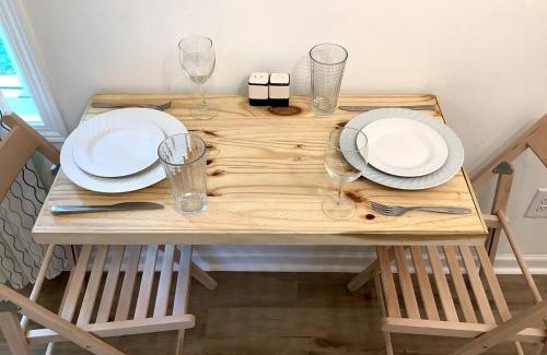 West End House | Red Door Retreat Tiny Home Near Dwntwn