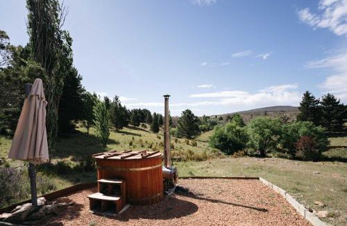 Bungendore House | Red Gum at Aranya Acres by Tiny Away