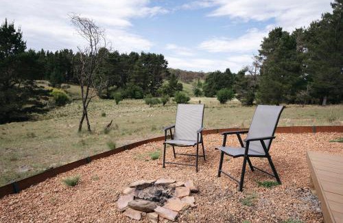 Bungendore House | Red Gum at Aranya Acres by Tiny Away