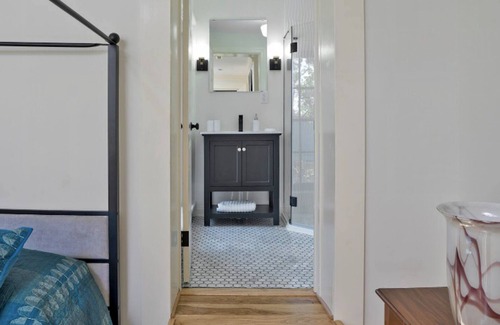 Nelson Bed & Breakfast | Red Hill Bed and Breakfast