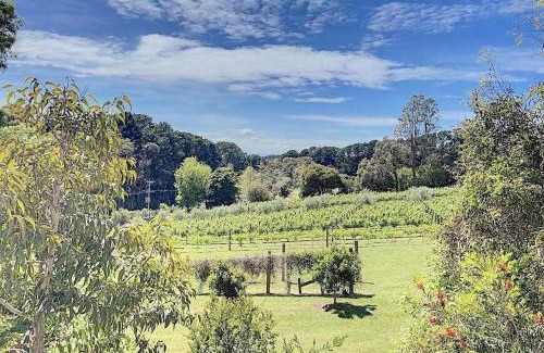 Red Hill South Villa | Red Hill Lane 5BedroomVineyard&RuralValleyViews