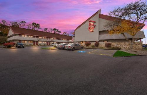 Independence Hotel | Red Roof Inn Cleveland - Independence