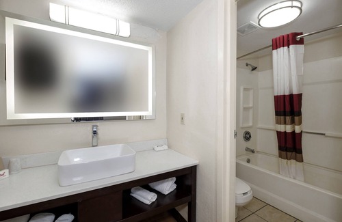Gadsden Hotel | Red Roof Inn Gadsden