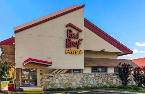 Goodlettsville Hotel | Red Roof Inn PLUS+ Nashville North Goodlettsville