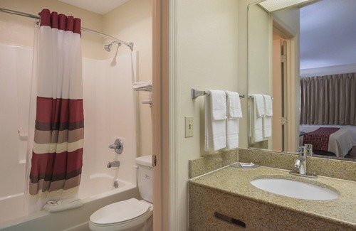 Scottsboro Hotel | Red Roof Inn & Suites Scottsboro