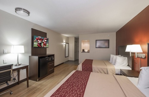 Spackenkill Hotel | Red Roof PLUS+ Poughkeepsie