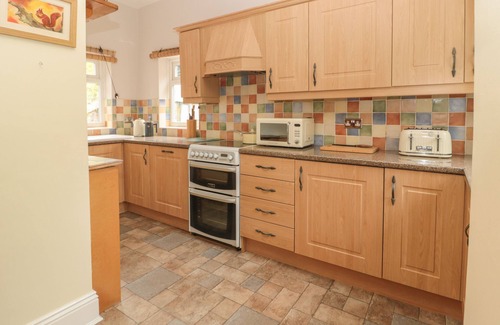 Old Bewick Cottage | Red Squirrel Cottage, 5 Biddlestone