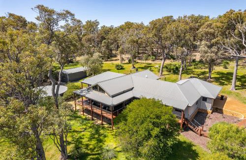 Quindalup House | Redgum Treehouse - Outstanding luxury in the heart of wine country and minutes from the beaches
