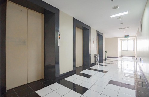 Bandung Hotel | RedLiving Apartemen Gateway Cicadas - QQ Property Tower Emerald A