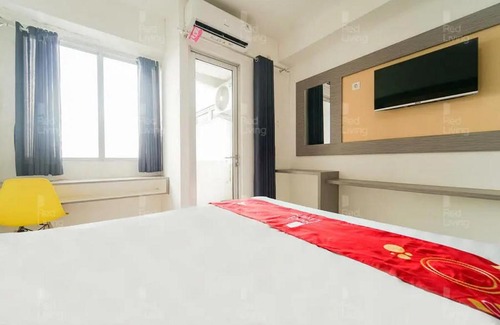 Cikarang Hotel | RedLiving Apartemen Riverview Residence - TOHA Room Tower Mahakam