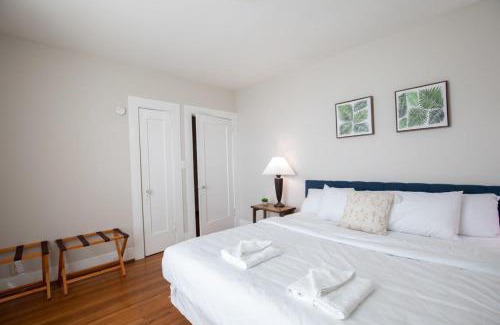 Redmont Park House | Redmont Revival-Walkable-Pets-UAB