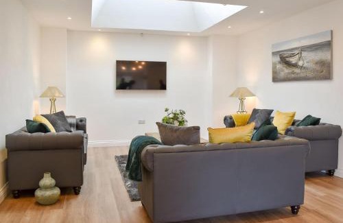 Irby House | Redstones Cottage