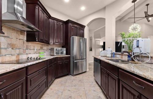 Schertz House | Reduced! Randolph Central, 1-story, Chef Kitchen