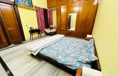 Jhusi House | ReeGi Luxury Stay