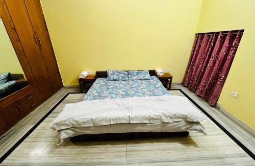Jhusi House | ReeGi Luxury Stay
