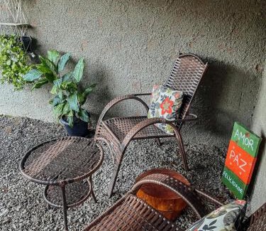 Tres Coroas Apartment | Refúgio com hidro, lareira e jardim em Três Coroas