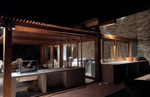 Delfinopolis House | Refúgio Morro Alto