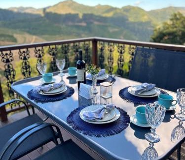 Vargem Alta Ski Chalet | Refúgio Suiço em Vargem Alta