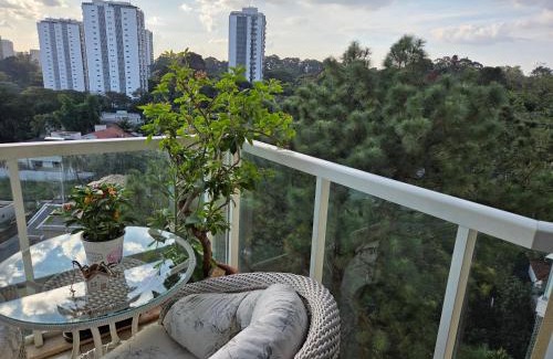 Santo Amaro House | Refúgio Verde Apartamento completo e acolhedor na Zona Sul