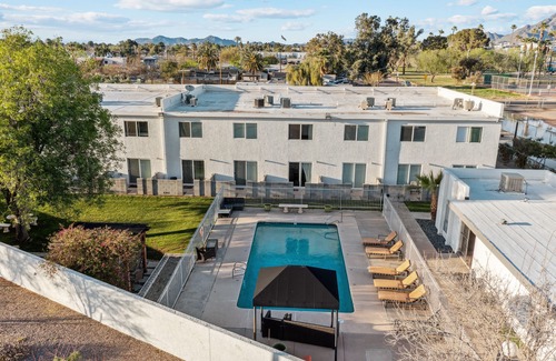 Camelback East Apartment | Refreshing Studio in H2O Complex w Pool