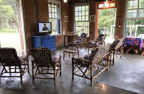 Embu-Guacu House | Refuge in the forest, trails, swimming pools, nature, estate, farm, meditation,