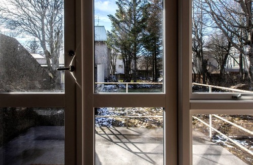Norðurmyri House | Refurbished Duplex flat in Central Reykjavik in a Quiet Residential Area